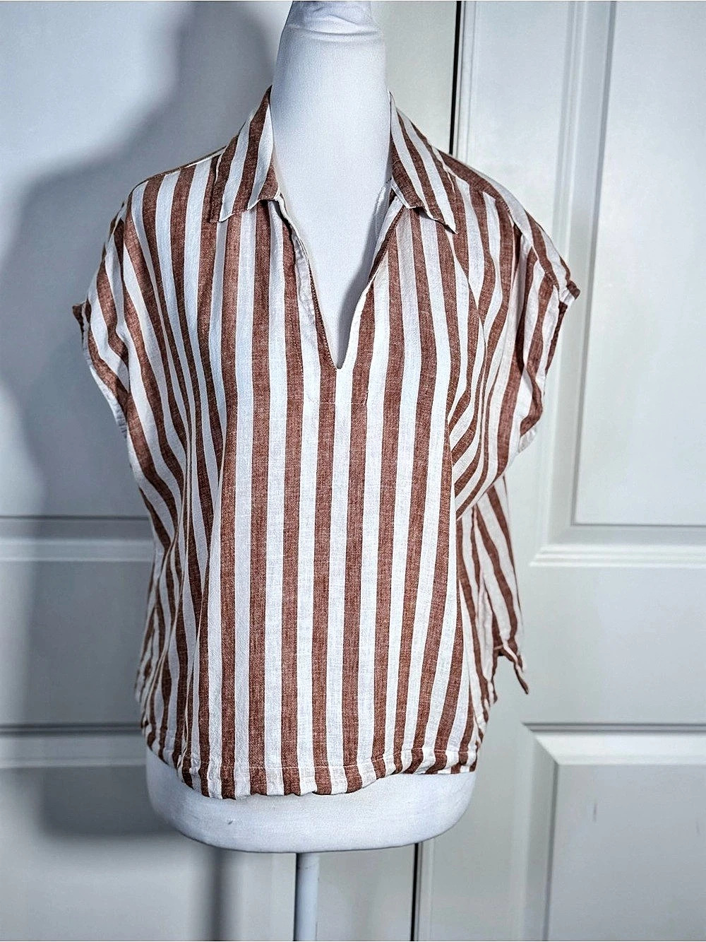 Old Navy Linen Blend Cropped Popover Shirt S Brown Stripe Coastal Summer Blouse